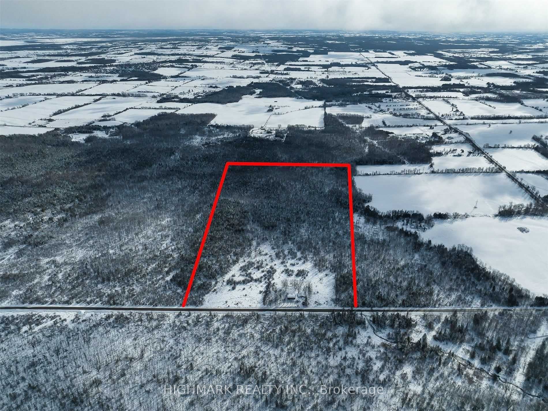 2747 7th Line Property Photo 9