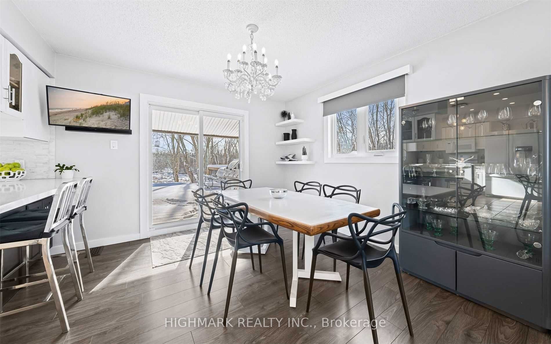 2747 7th Line Property Photo 17