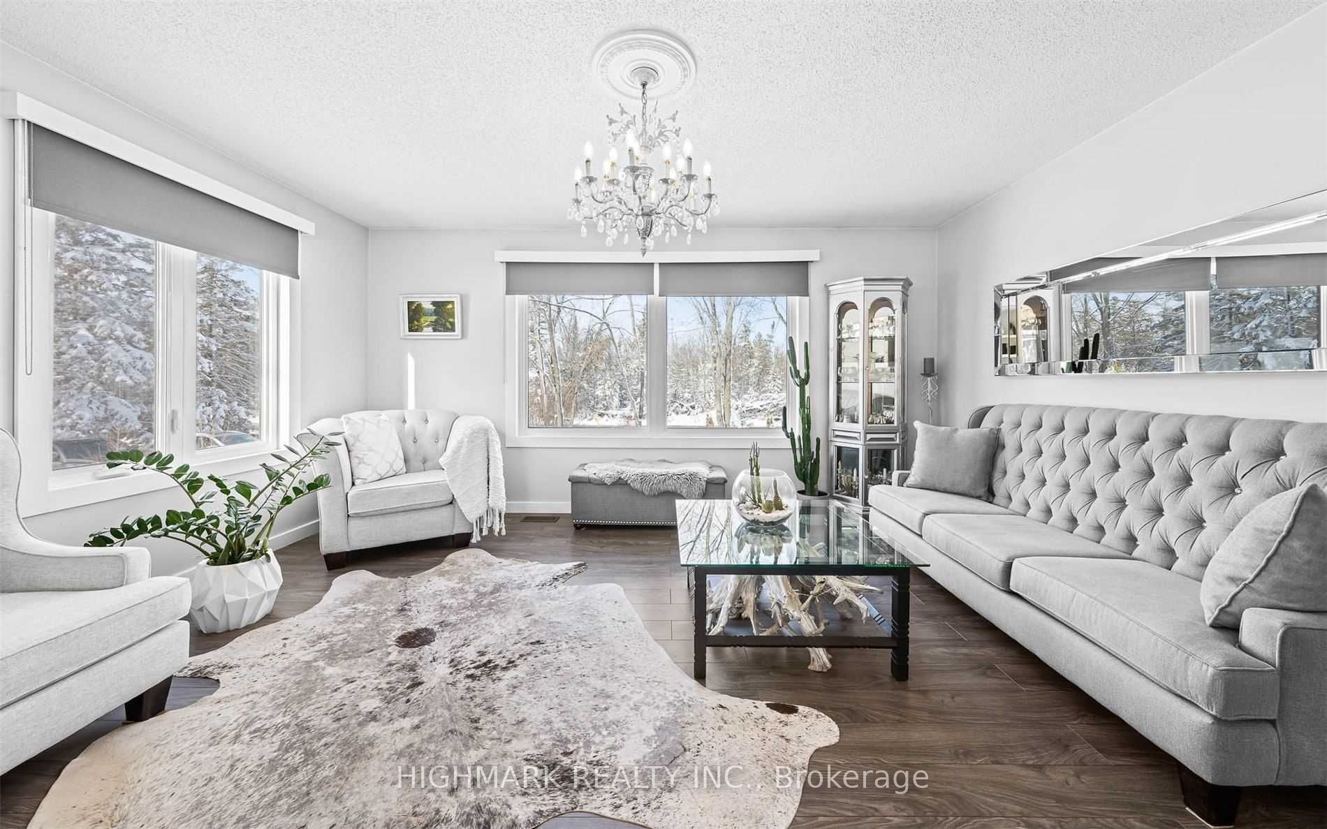 2747 7th Line Property Photo 20