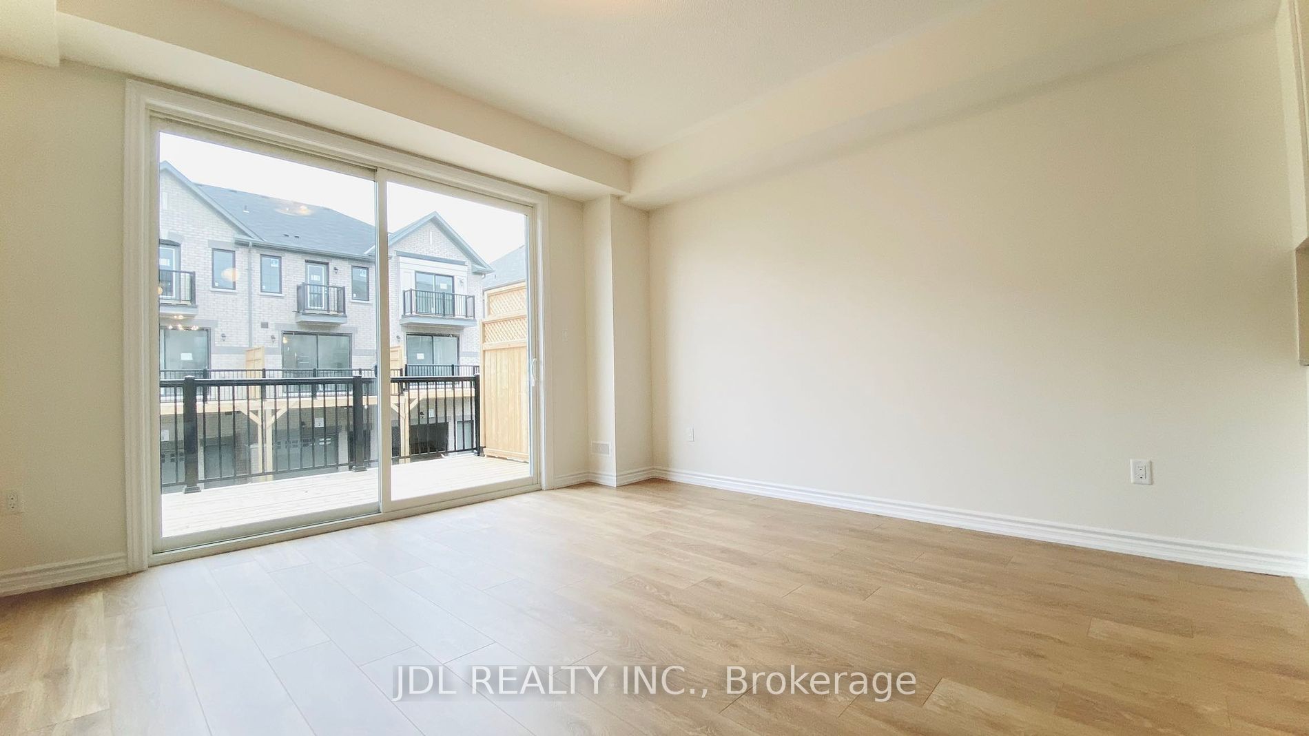 16 Robert Joffre Leet Ave Property Photo 2