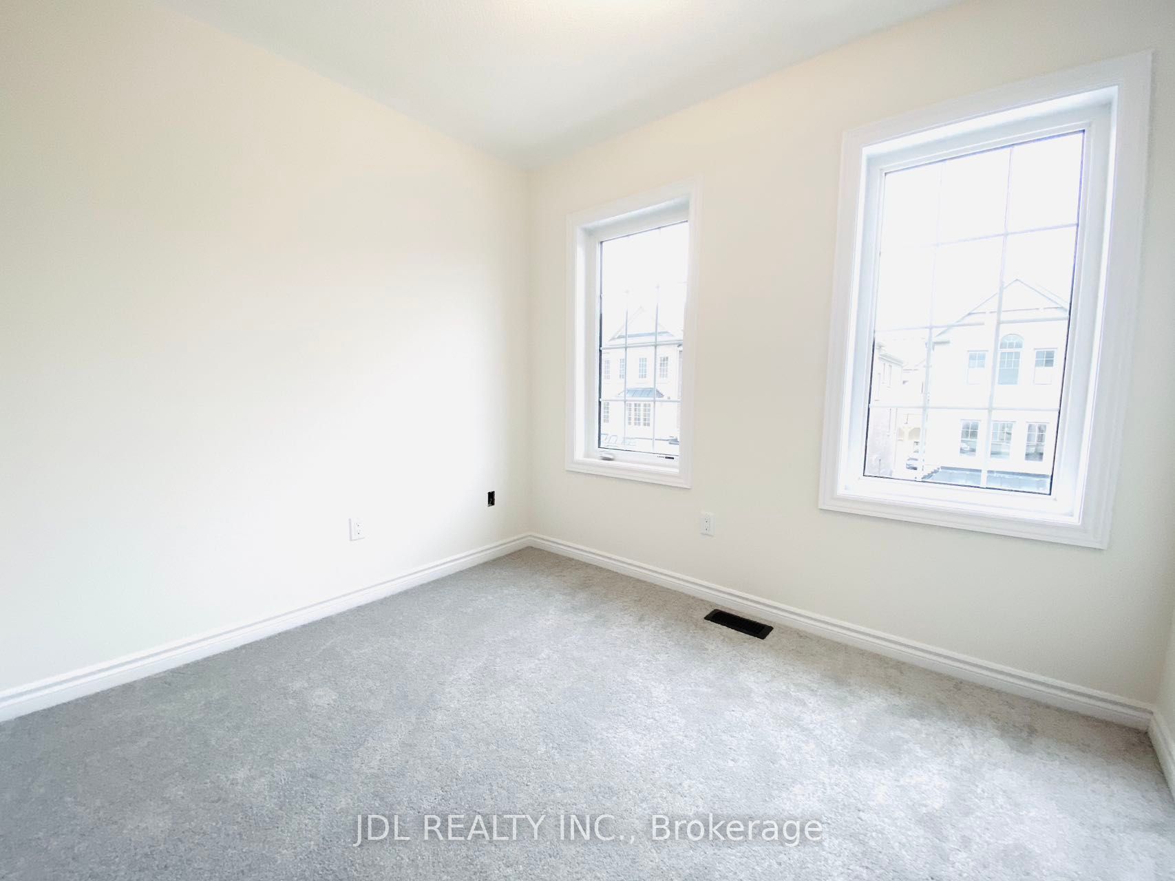 16 Robert Joffre Leet Ave Property Photo 7