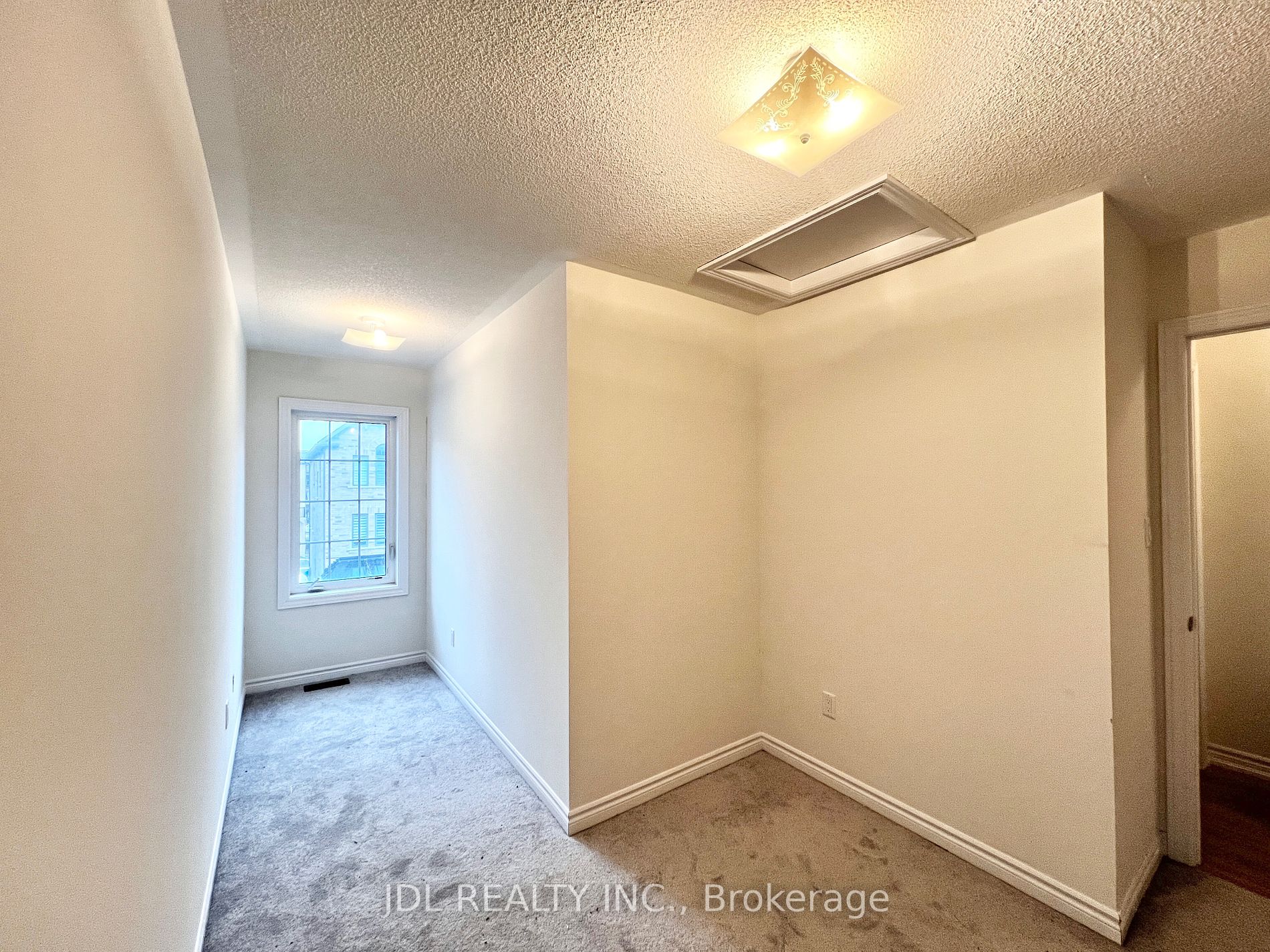 16 Robert Joffre Leet Ave Property Photo 8