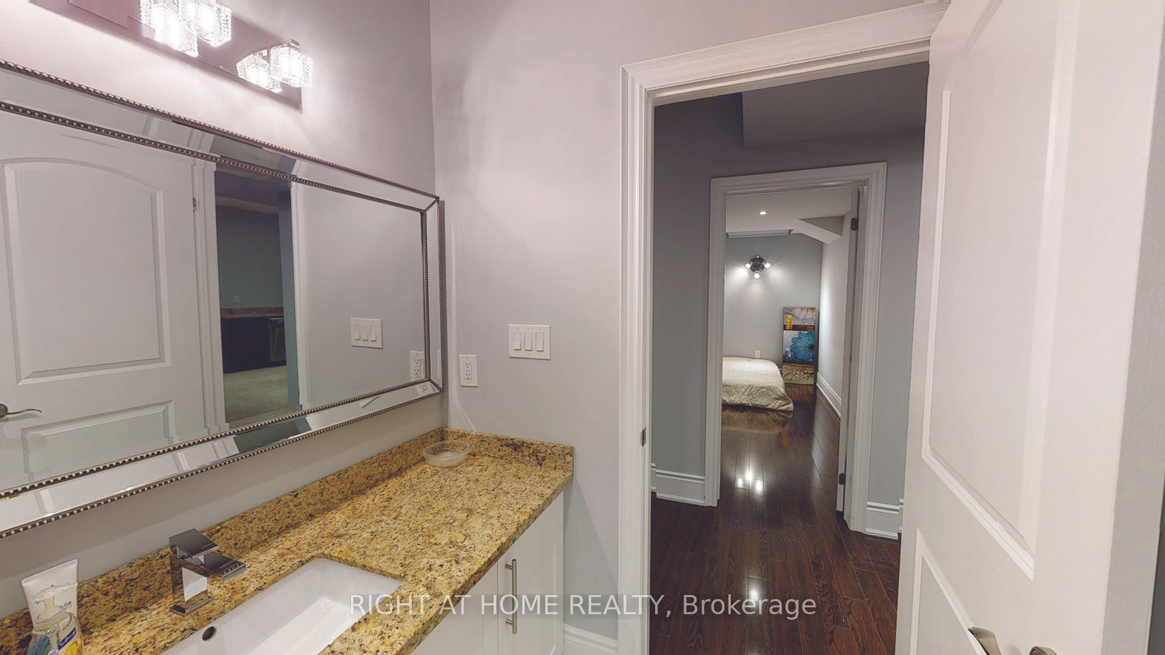 60 Chesney Cres Property Photo 10