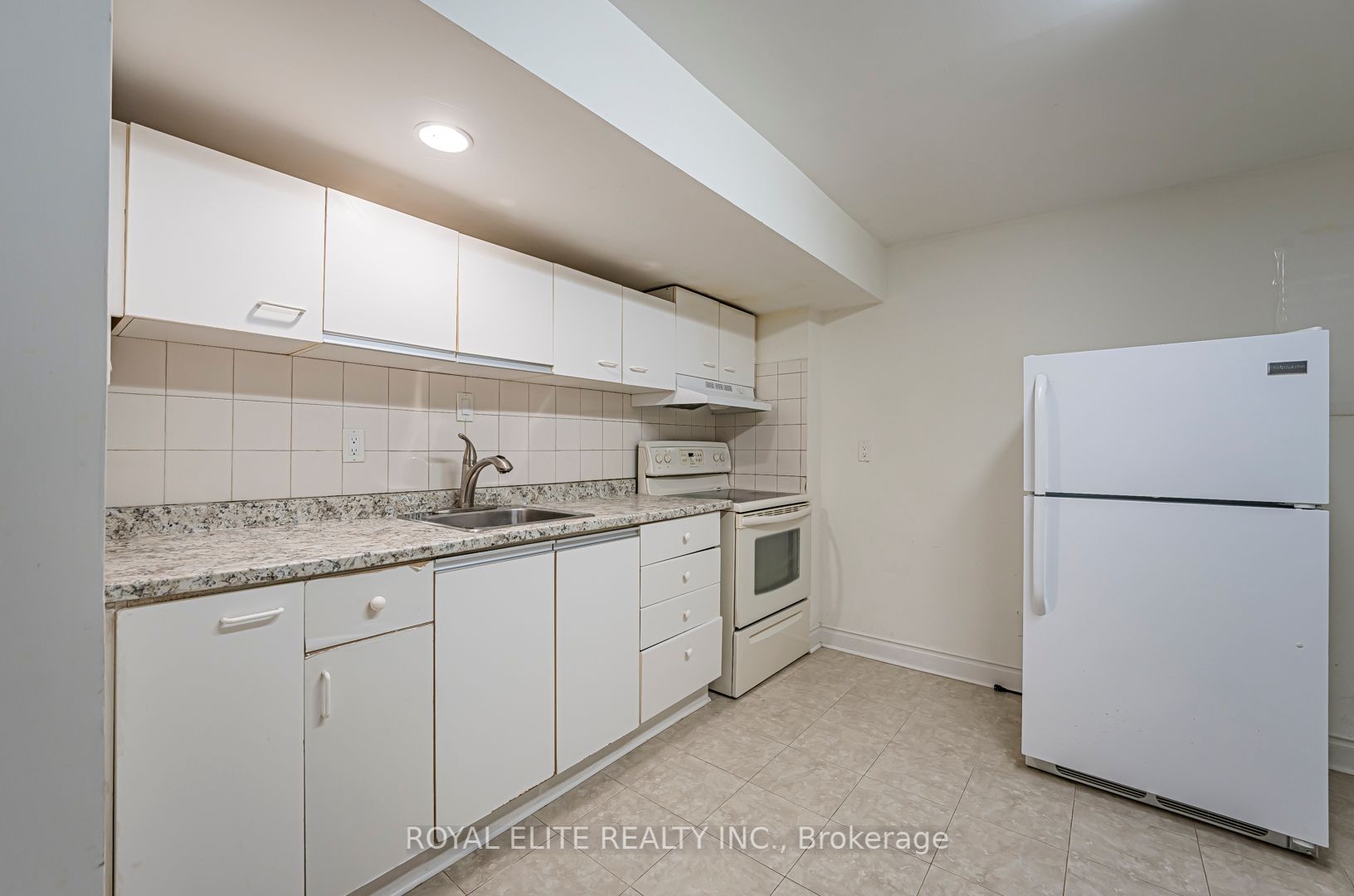 29 Ashmore Cres Property Photo 5