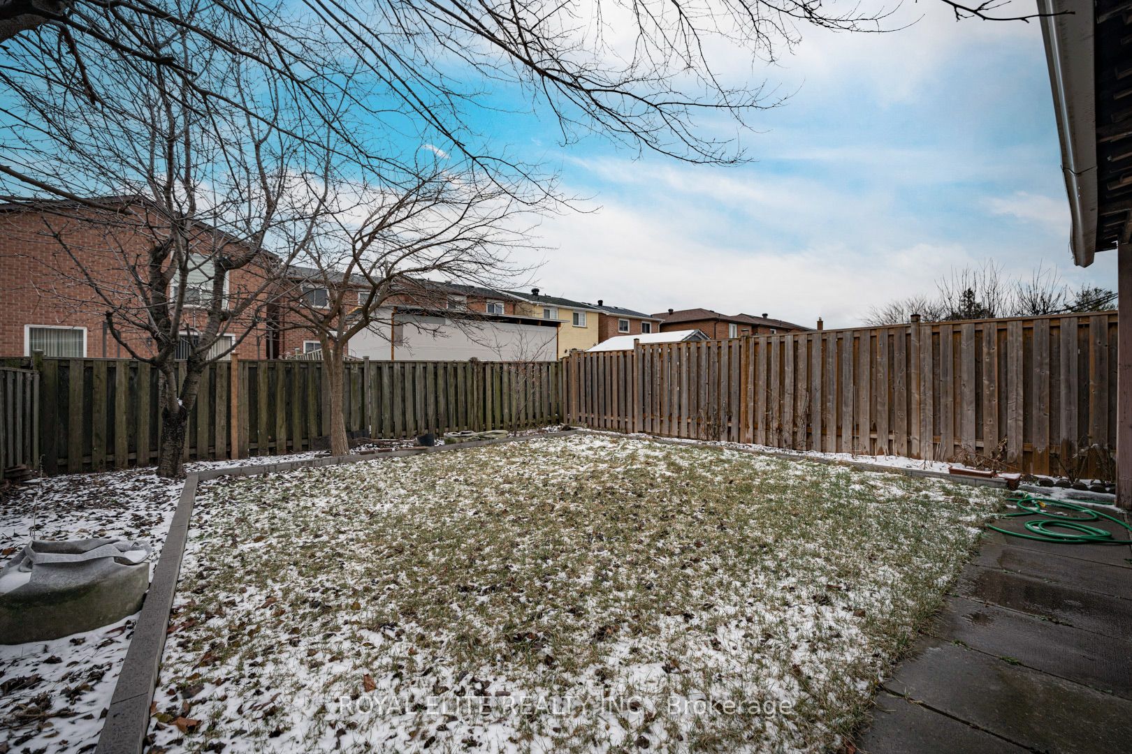 29 Ashmore Cres Property Photo 10