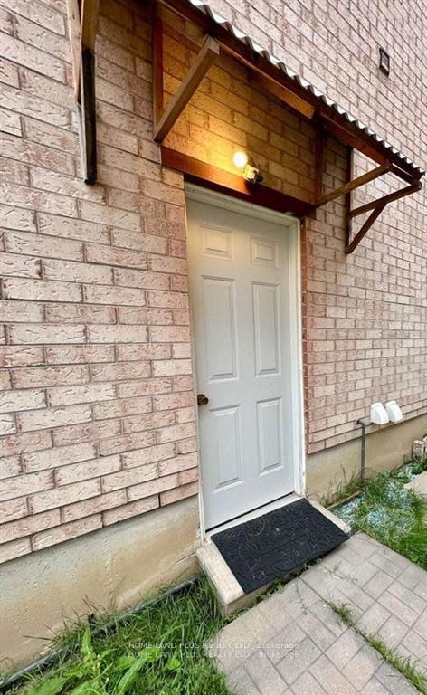 42 Mintwood Rd Property Photo 2