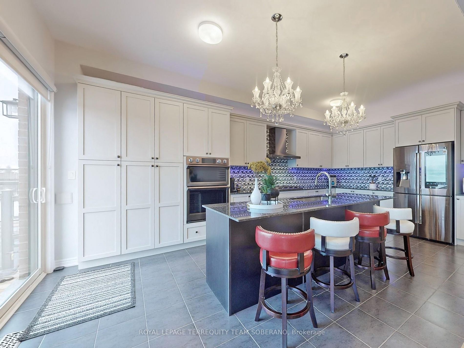 80 Pine Hill Cres Property Photo 15