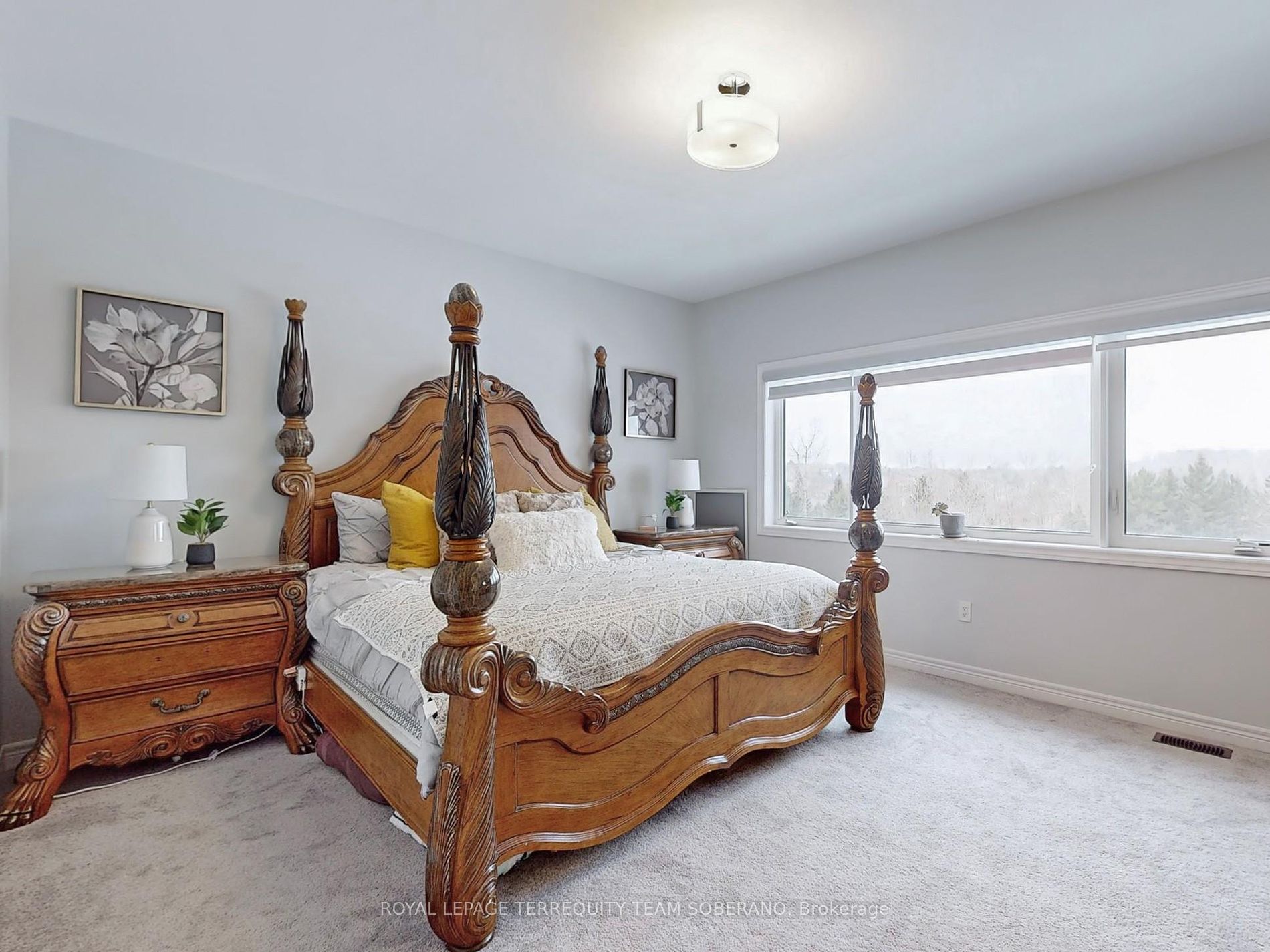 80 Pine Hill Cres Property Photo 24
