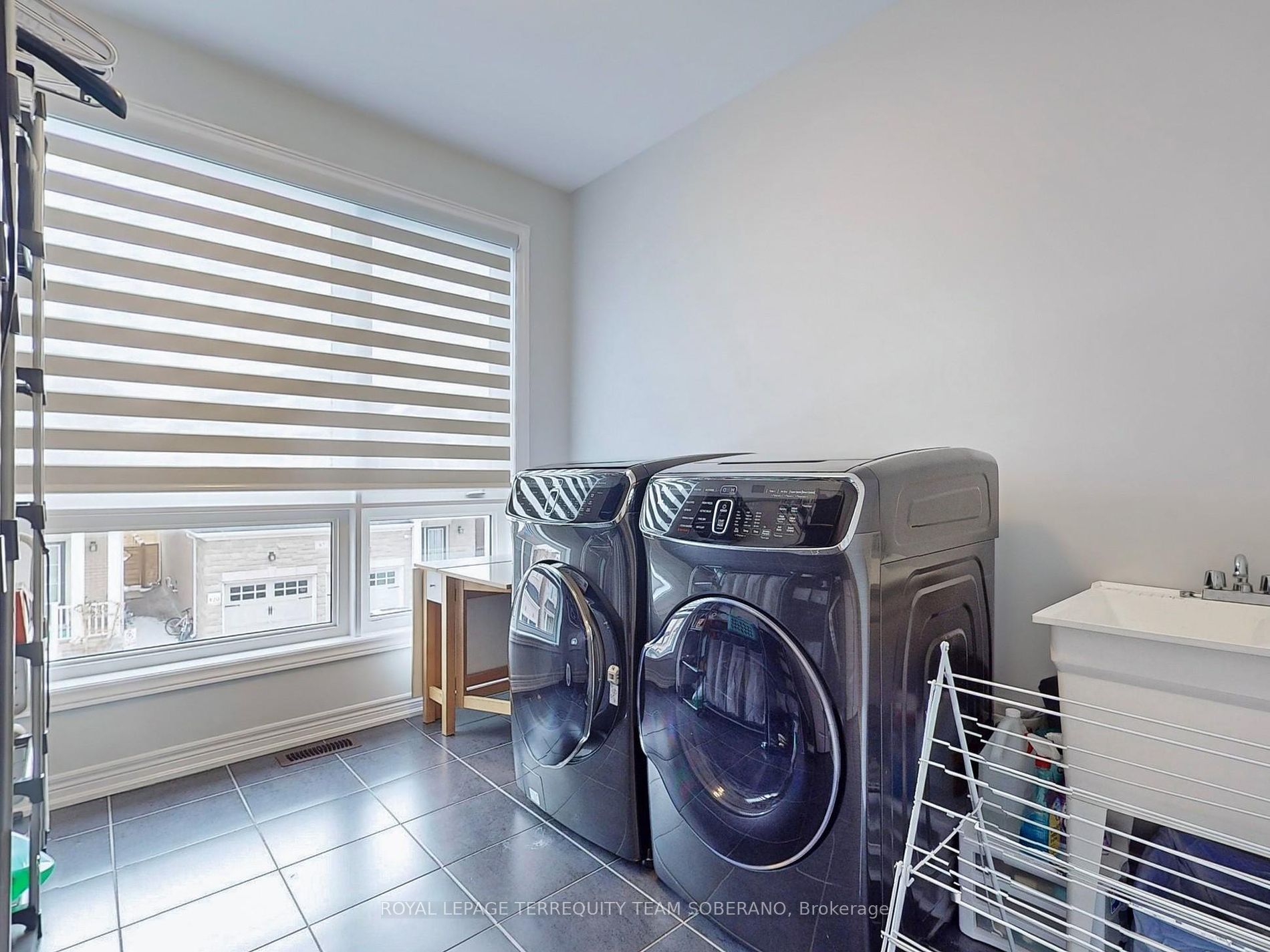 80 Pine Hill Cres Property Photo 34