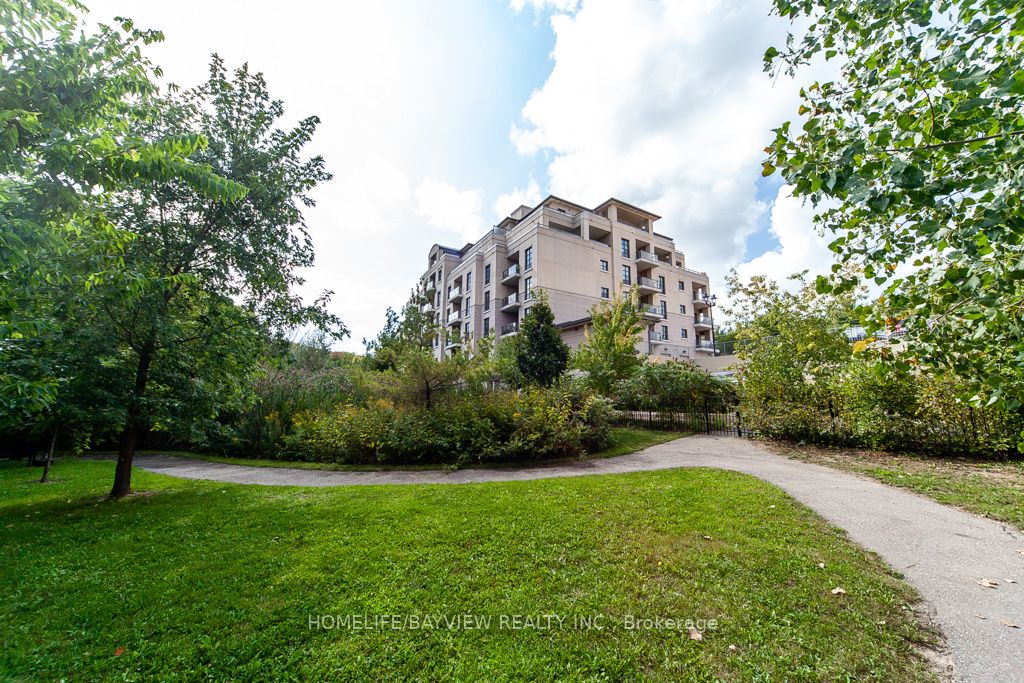 9909 Pine Valley Dr 13 Property Photo 20