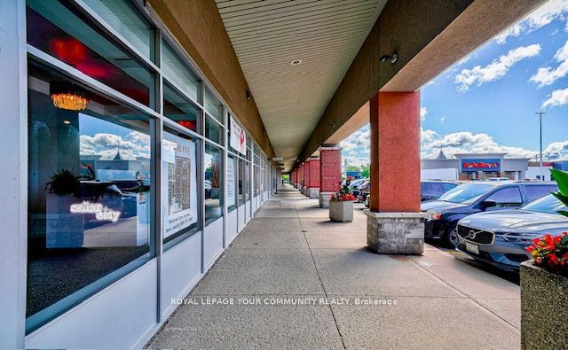 14800 Yonge St Property Photo 2