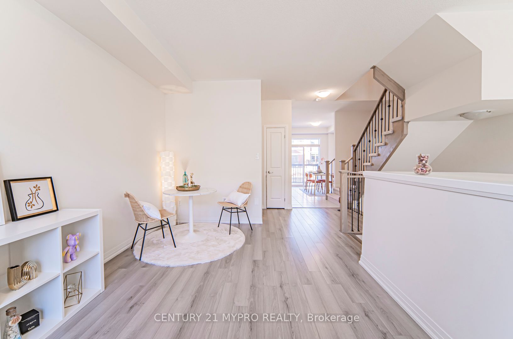 24 Sissons Way Property Photo 5