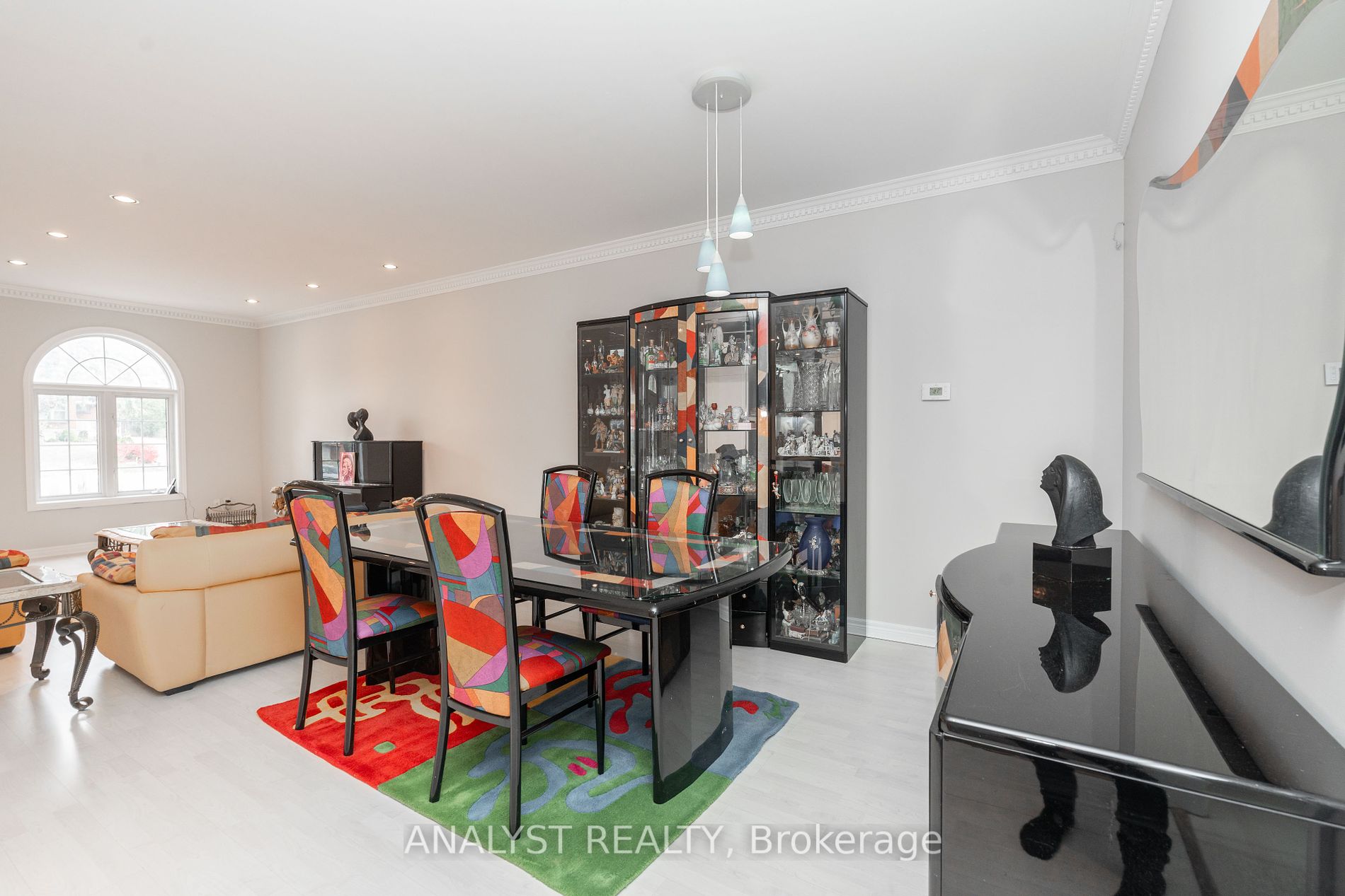 13076 Keele St Property Photo 22
