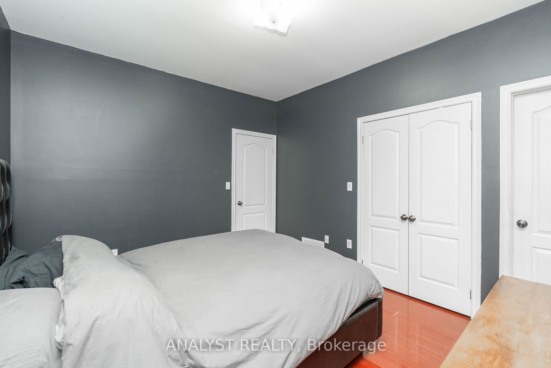 13076 Keele St Property Photo 36