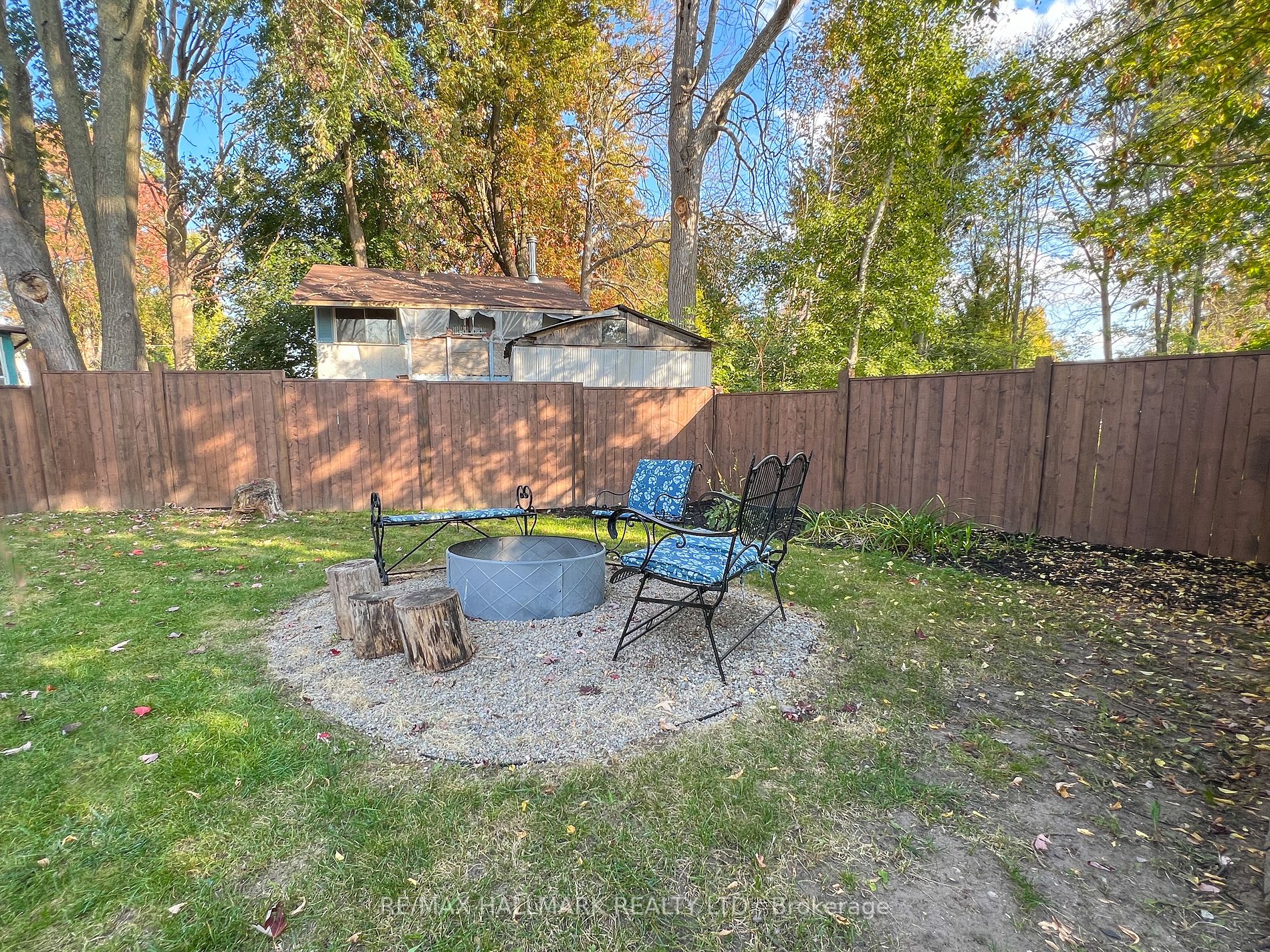 1127 Gilford Rd Property Photo 13