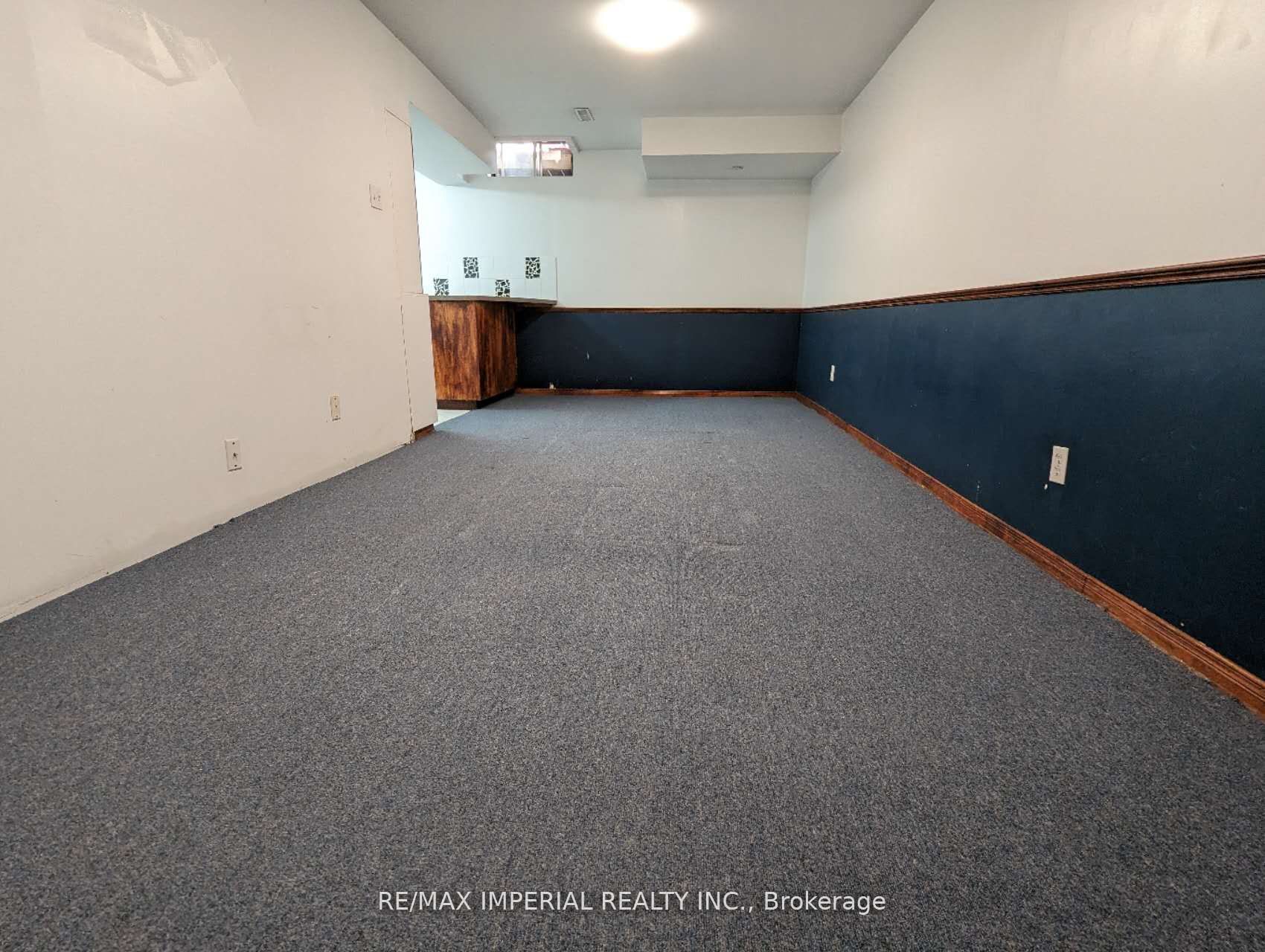 145 Risebrough Crct Property Photo 5