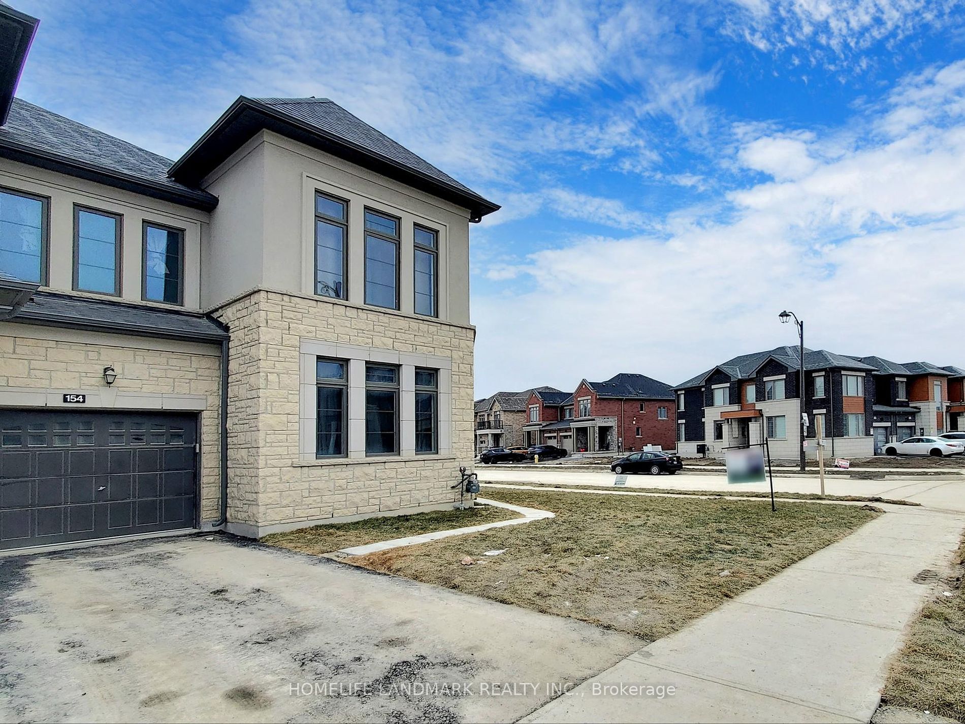 154 Silk Twist Dr Property Photo 4