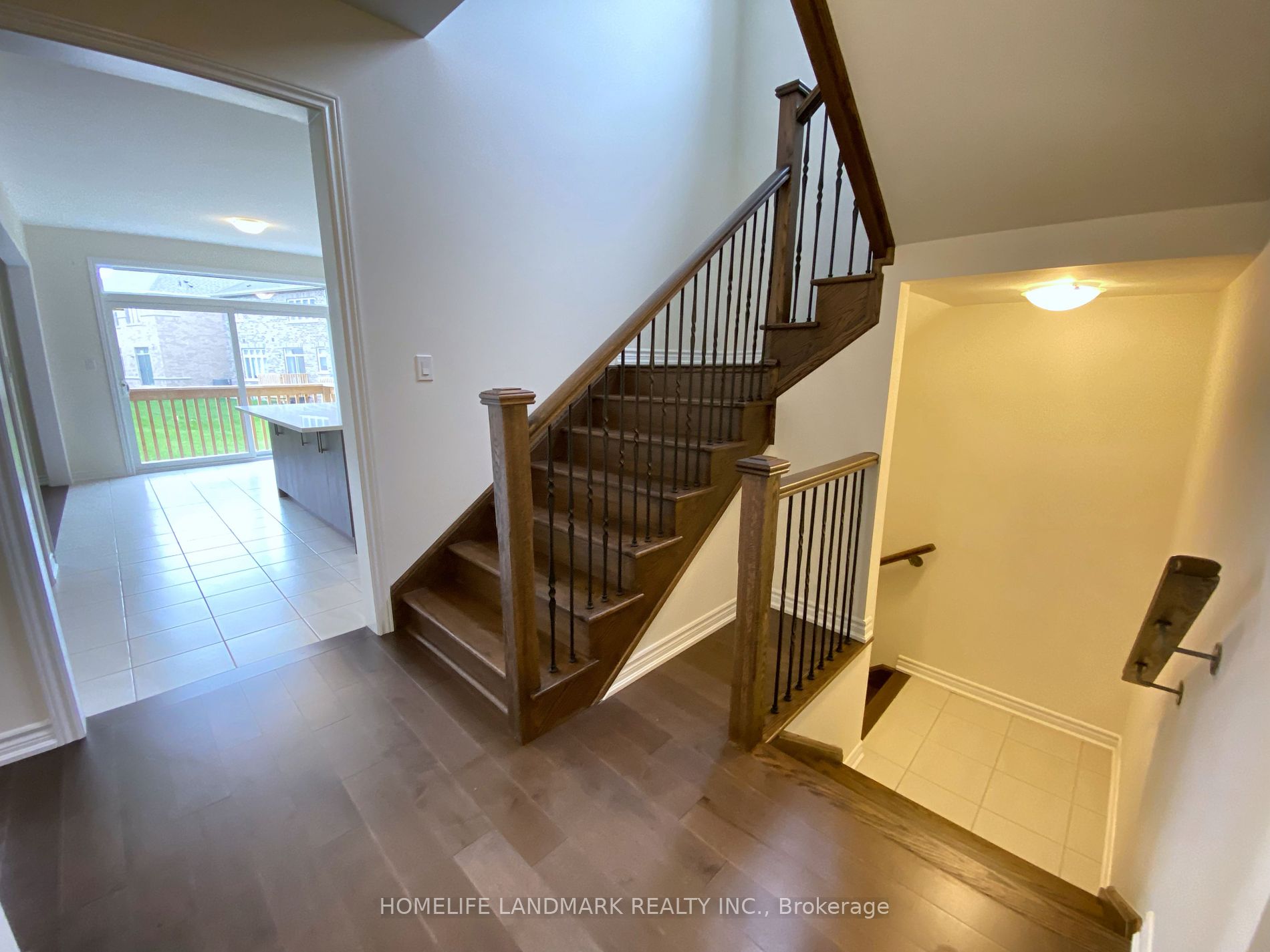 20 Bruce Welch Ave Property Photo 2