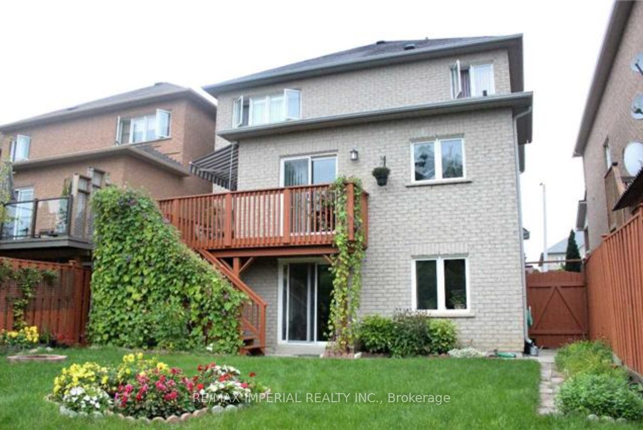 39 Brackenwood Ave Property Photo 20