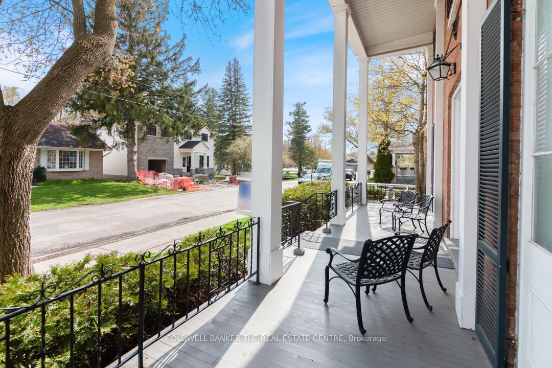 457 D'arcy St Property Photo 5
