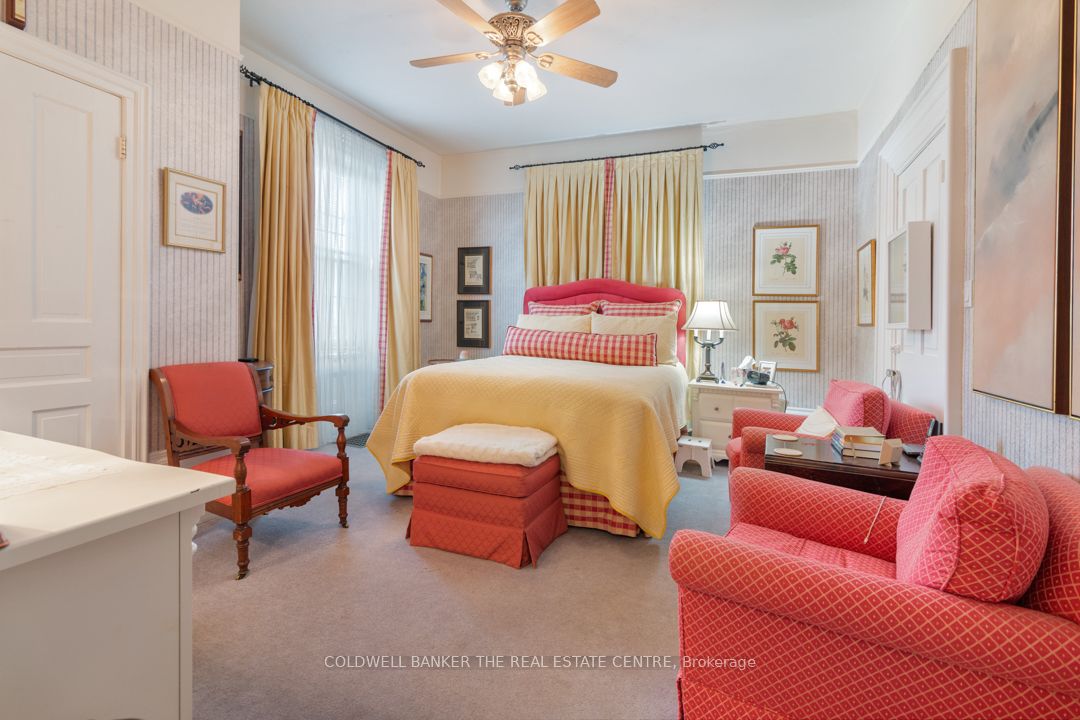 457 D'arcy St Property Photo 10