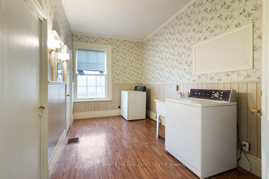 457 D'arcy St Property Photo 13