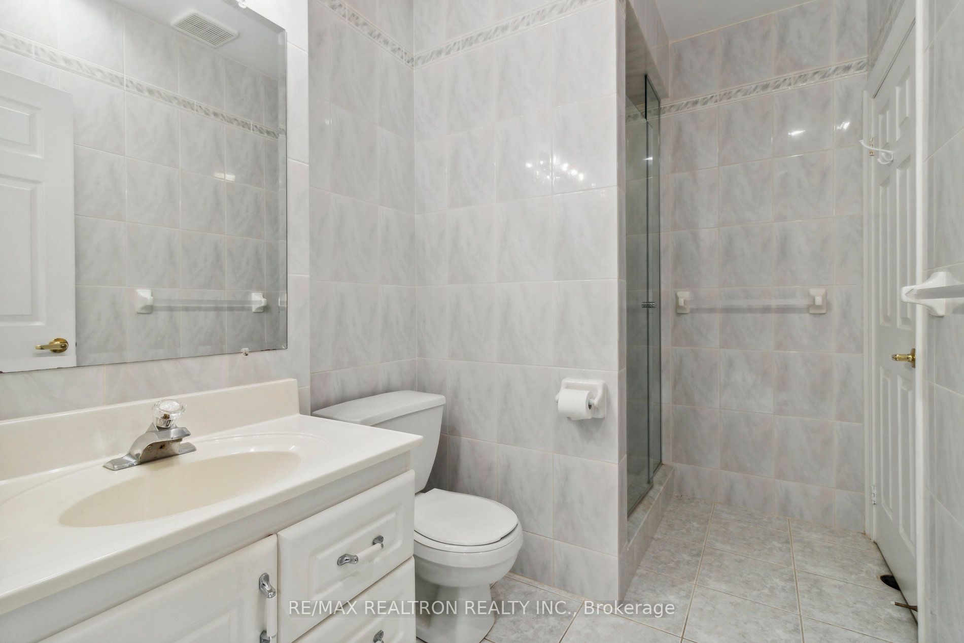 71 Goldpark Crt Property Photo 31