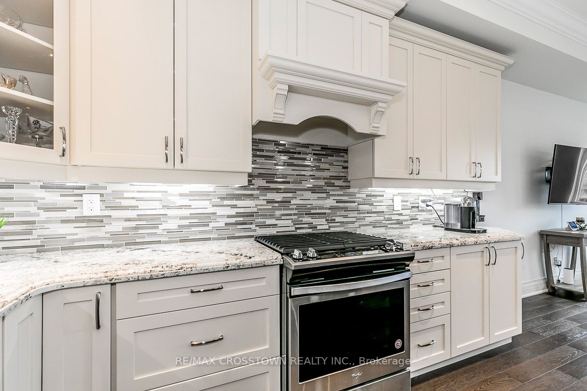 22 Fergus Ave Property Photo 11