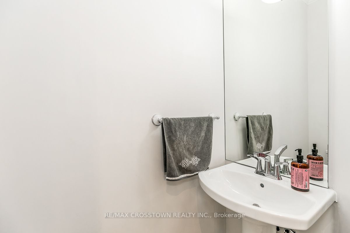 22 Fergus Ave Property Photo 14