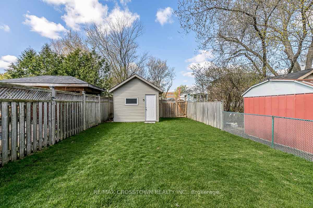 22 Fergus Ave Property Photo 37