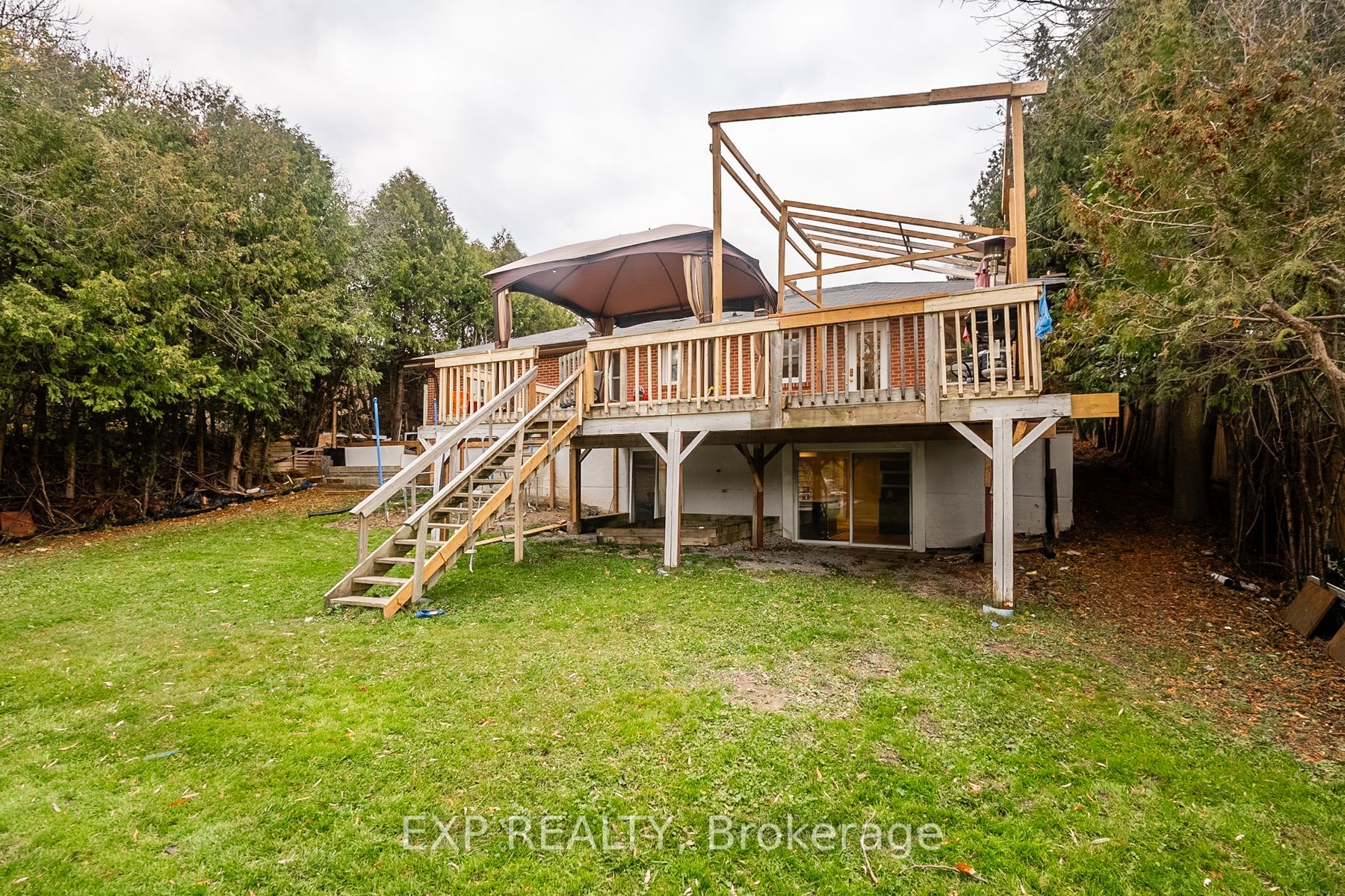 168 Riverbank Dr Property Photo 40