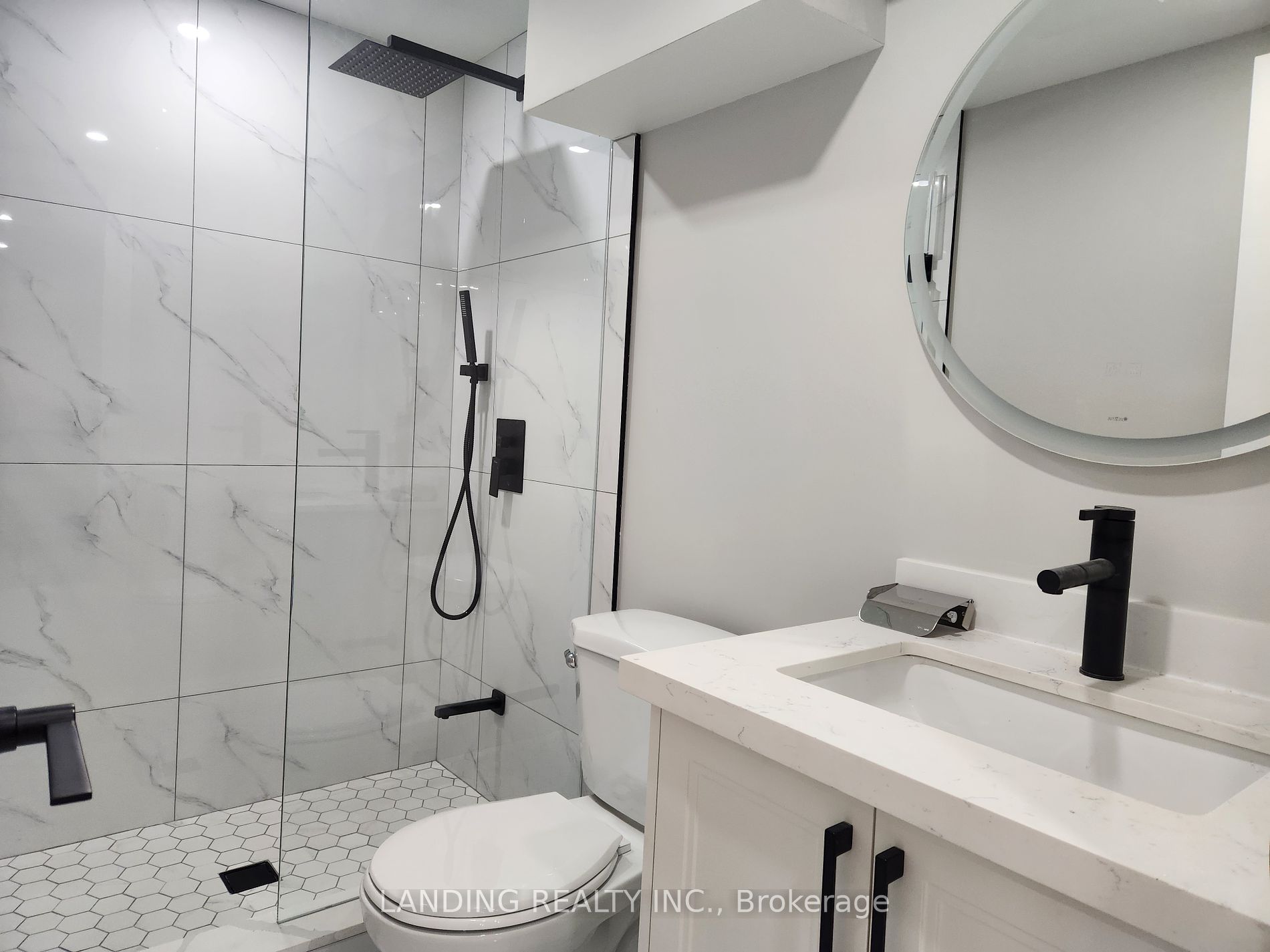 23 Dundee Cres Property Photo 4