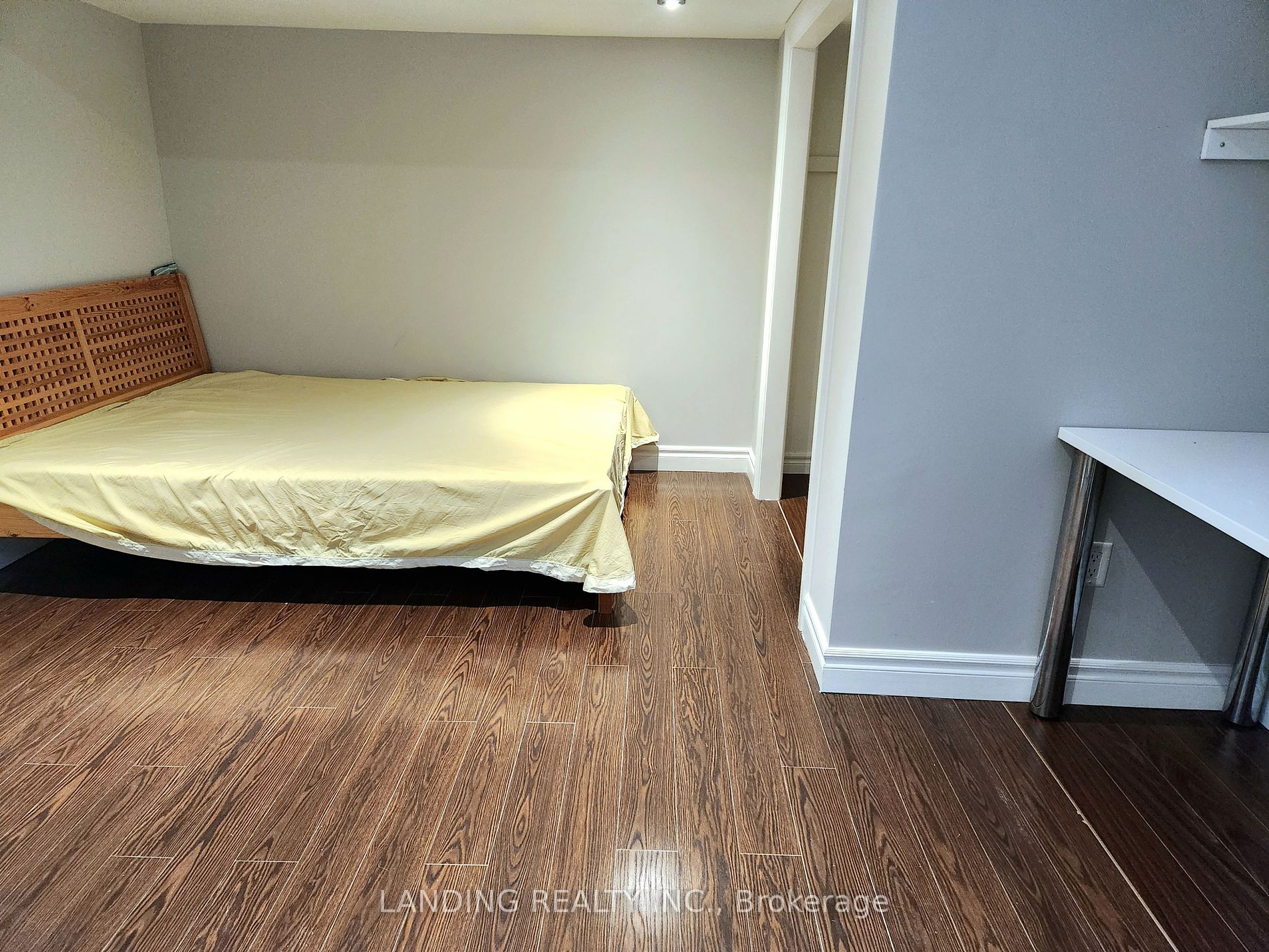 23 Dundee Cres Property Photo 6
