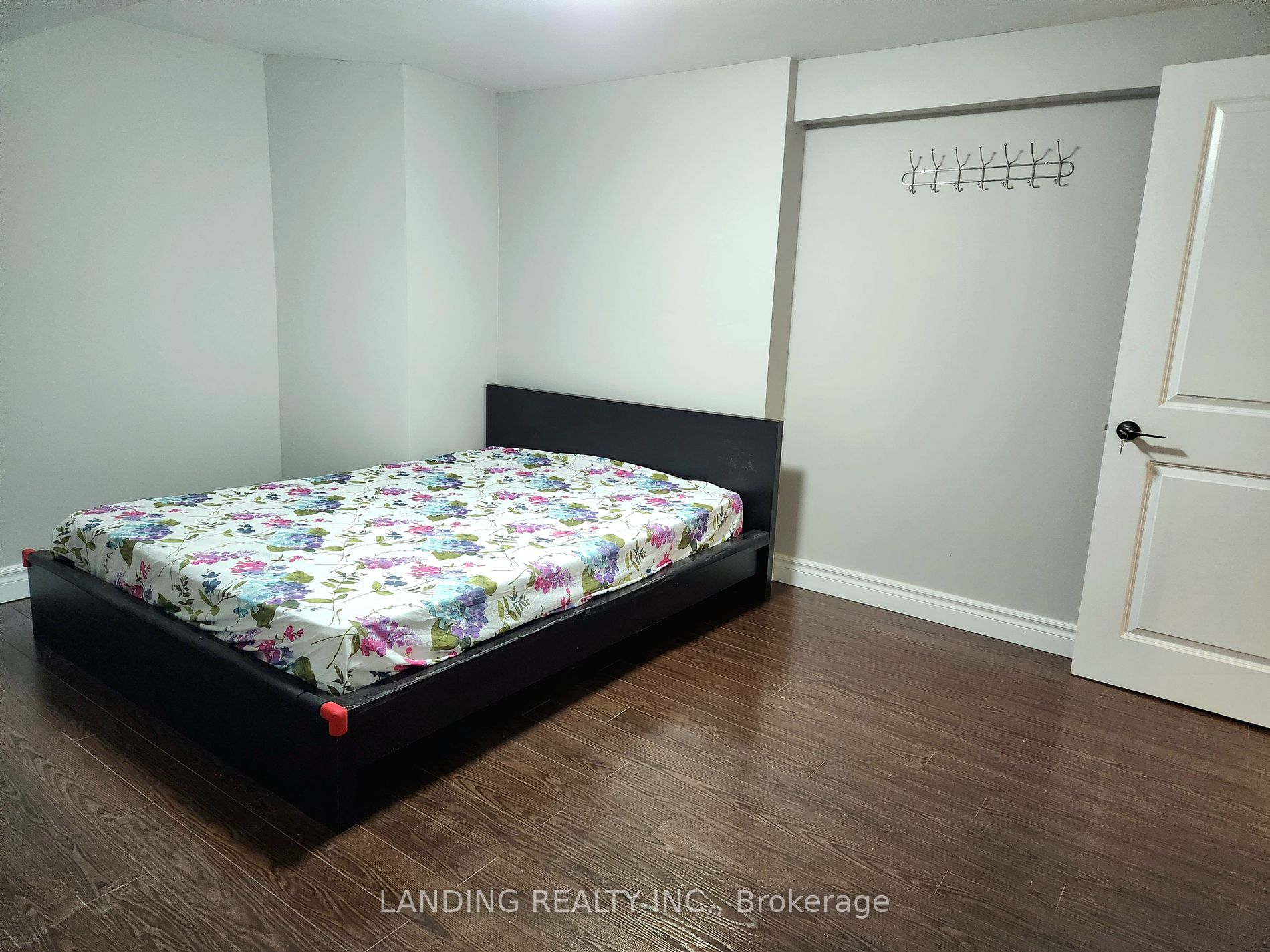 23 Dundee Cres Property Photo 7