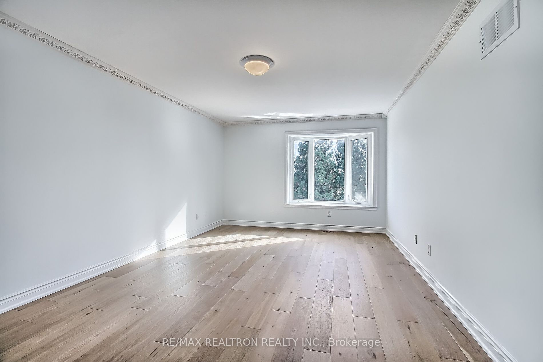 45 Frybrook Cres Property Photo 23