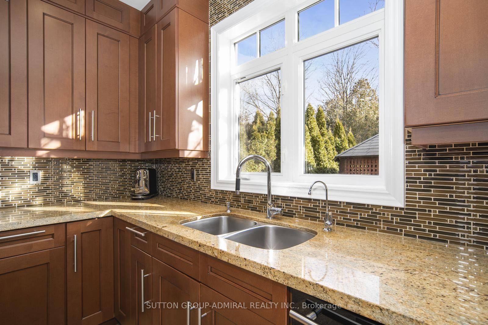139 Cooks Mill Cres Property Photo 15