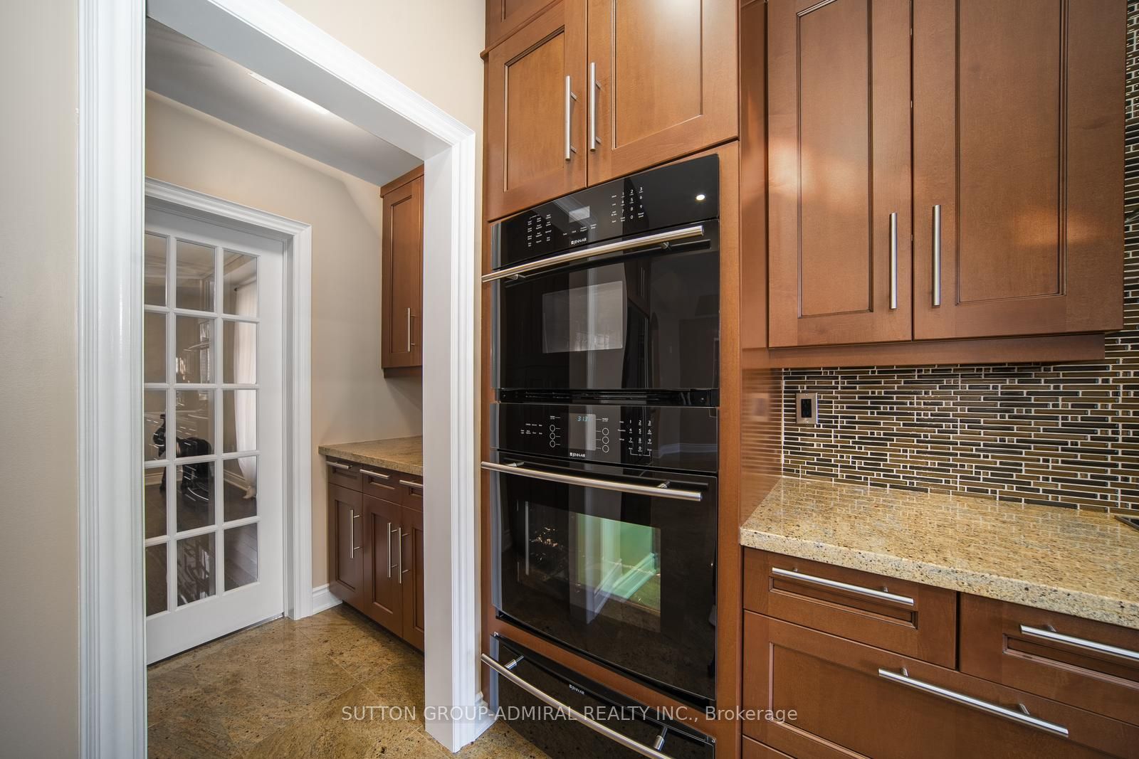 139 Cooks Mill Cres Property Photo 16