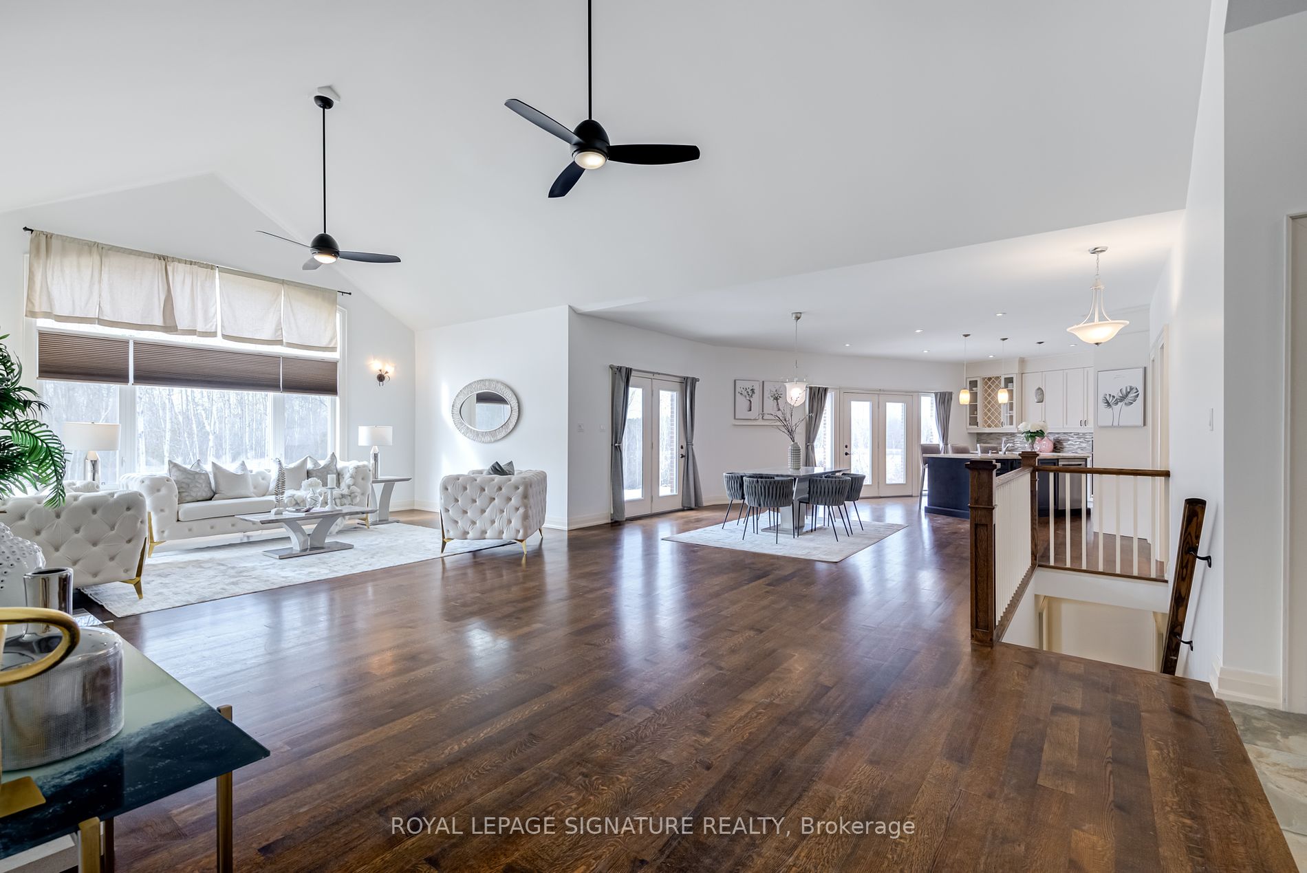 42 Ellisview Rd Property Photo 6