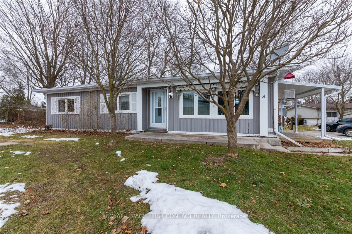 8 Flora Crt Property Photo 2