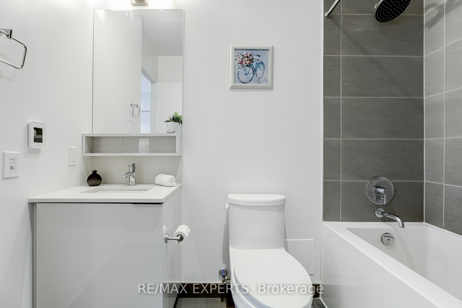 9 Buttermill Ave W 5 Property Photo 23