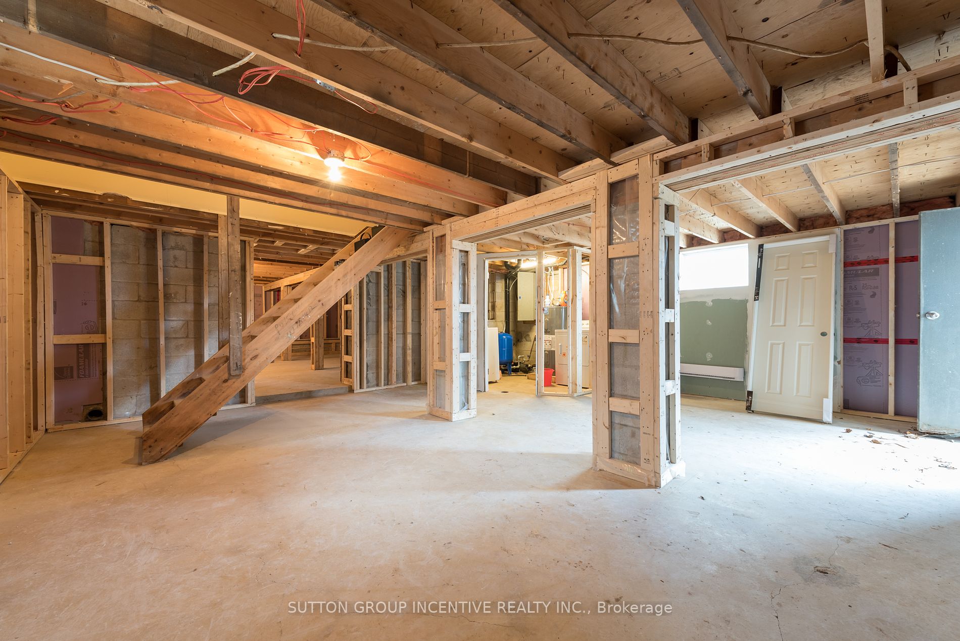 1389 Maple Rd Property Photo 10