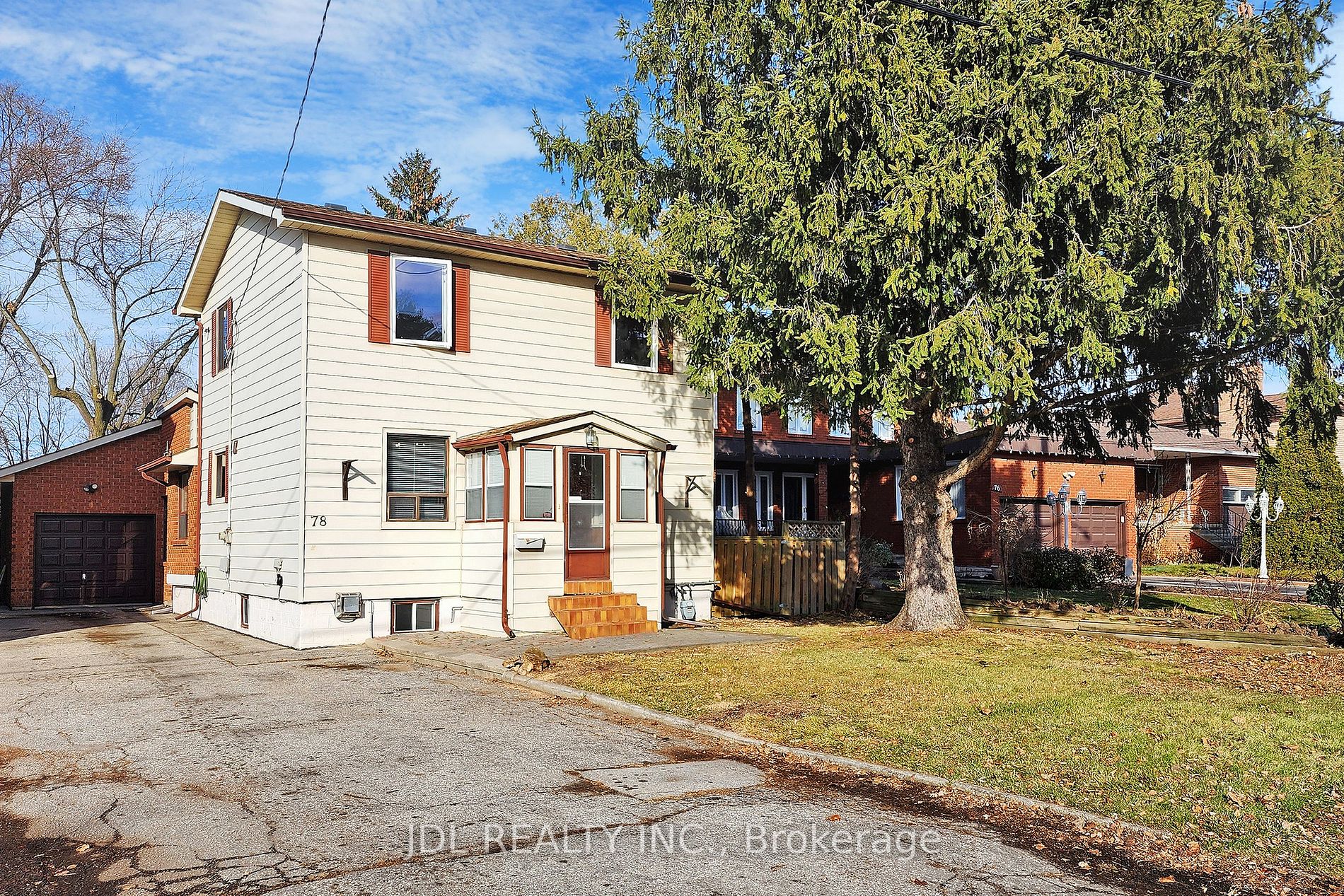 78 Weldrick Rd W Property Photo 1
