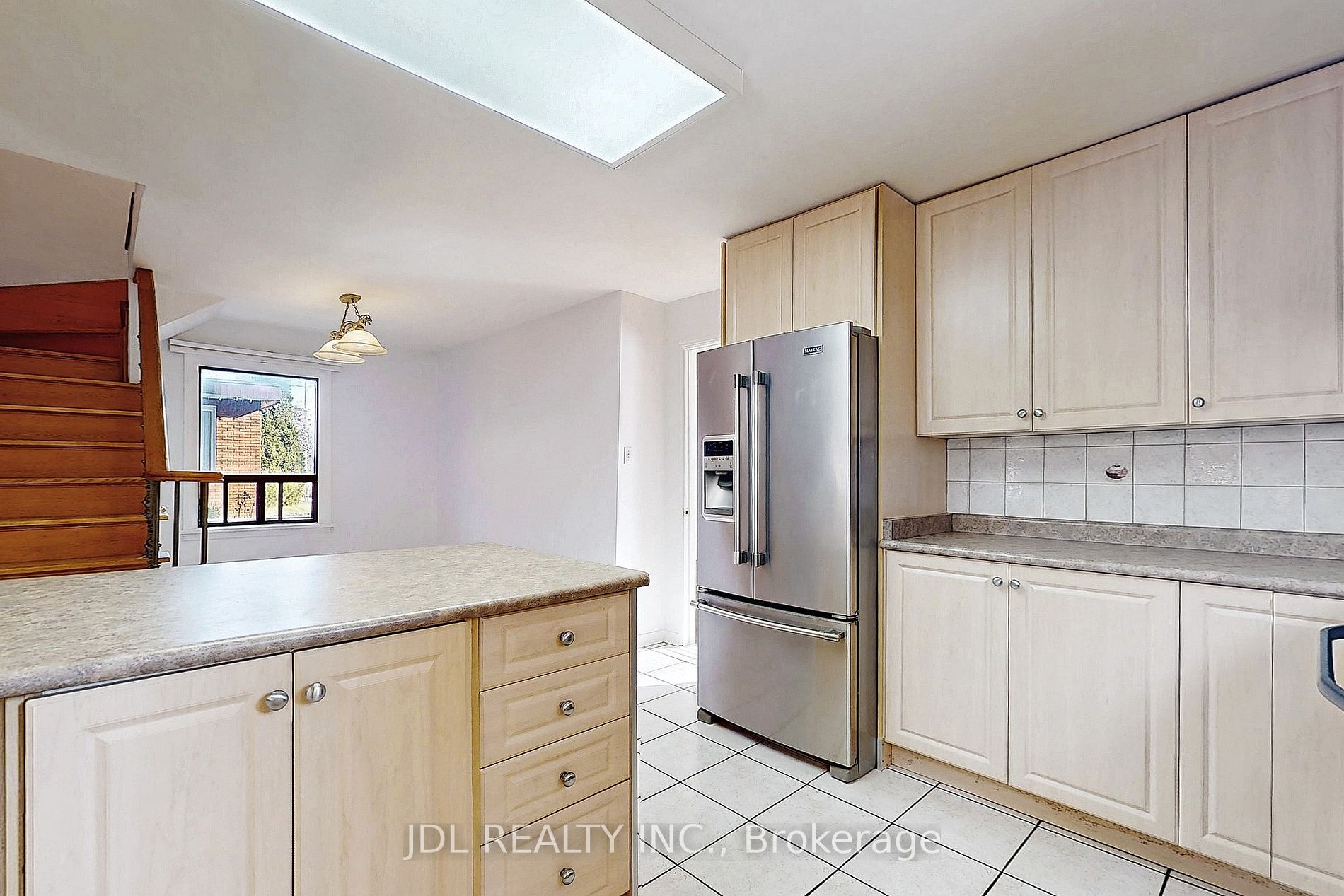 78 Weldrick Rd W Property Photo 6