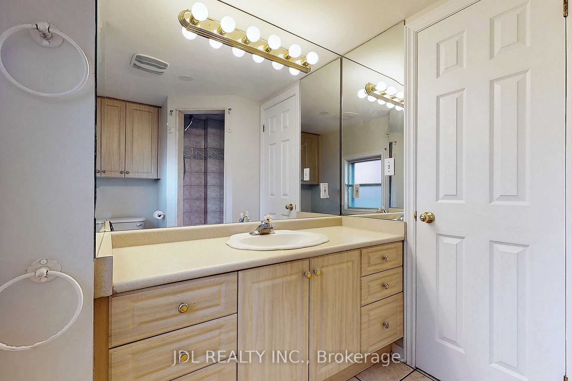 78 Weldrick Rd W Property Photo 17