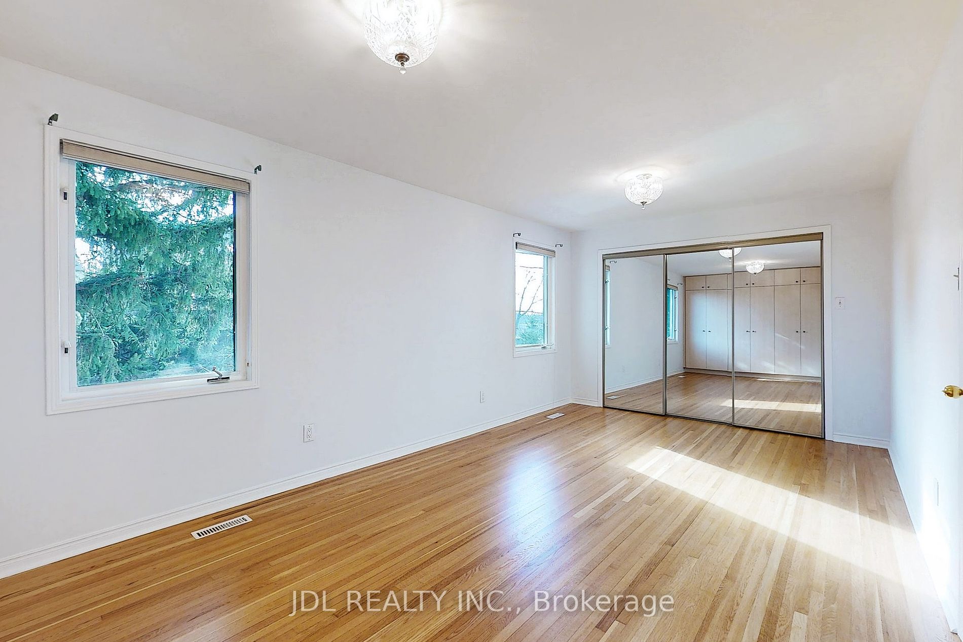 78 Weldrick Rd W Property Photo 24