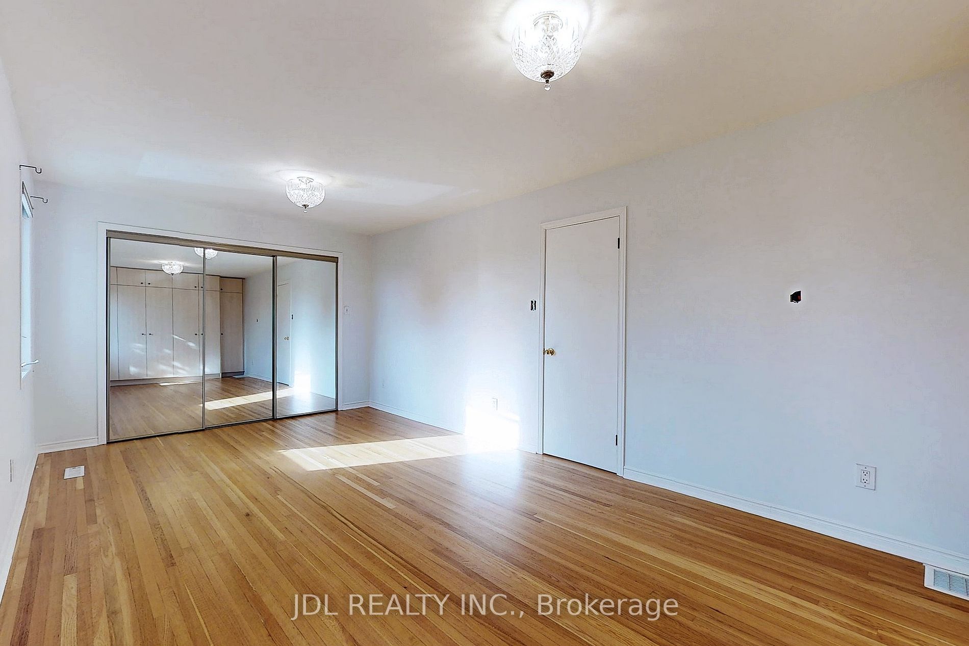 78 Weldrick Rd W Property Photo 25