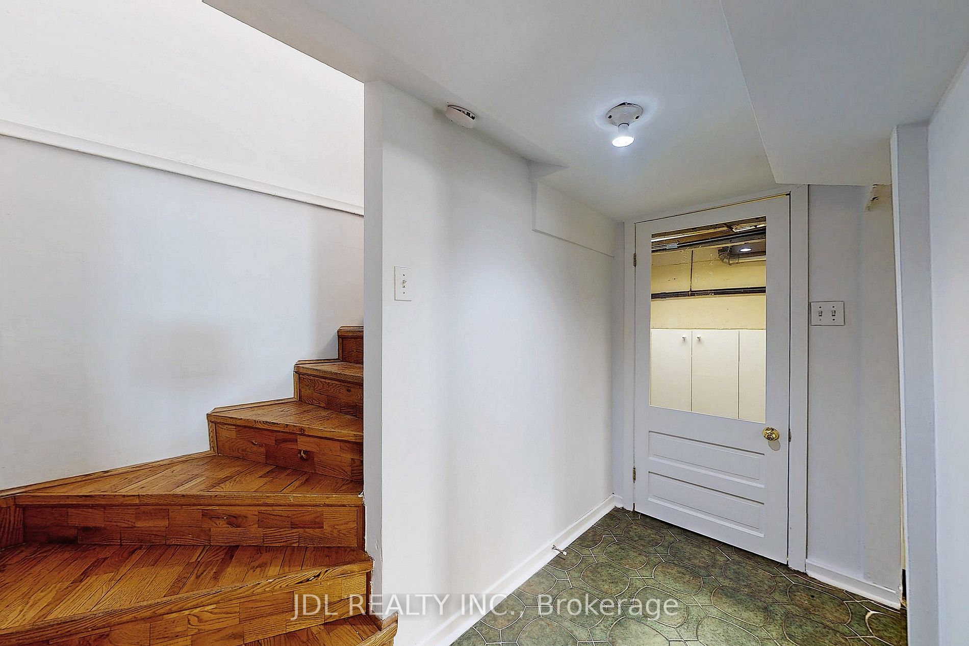 78 Weldrick Rd W Property Photo 33