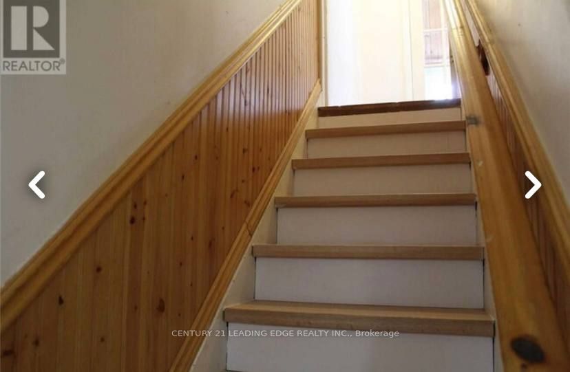 107 Lakeland Cres Property Photo 5