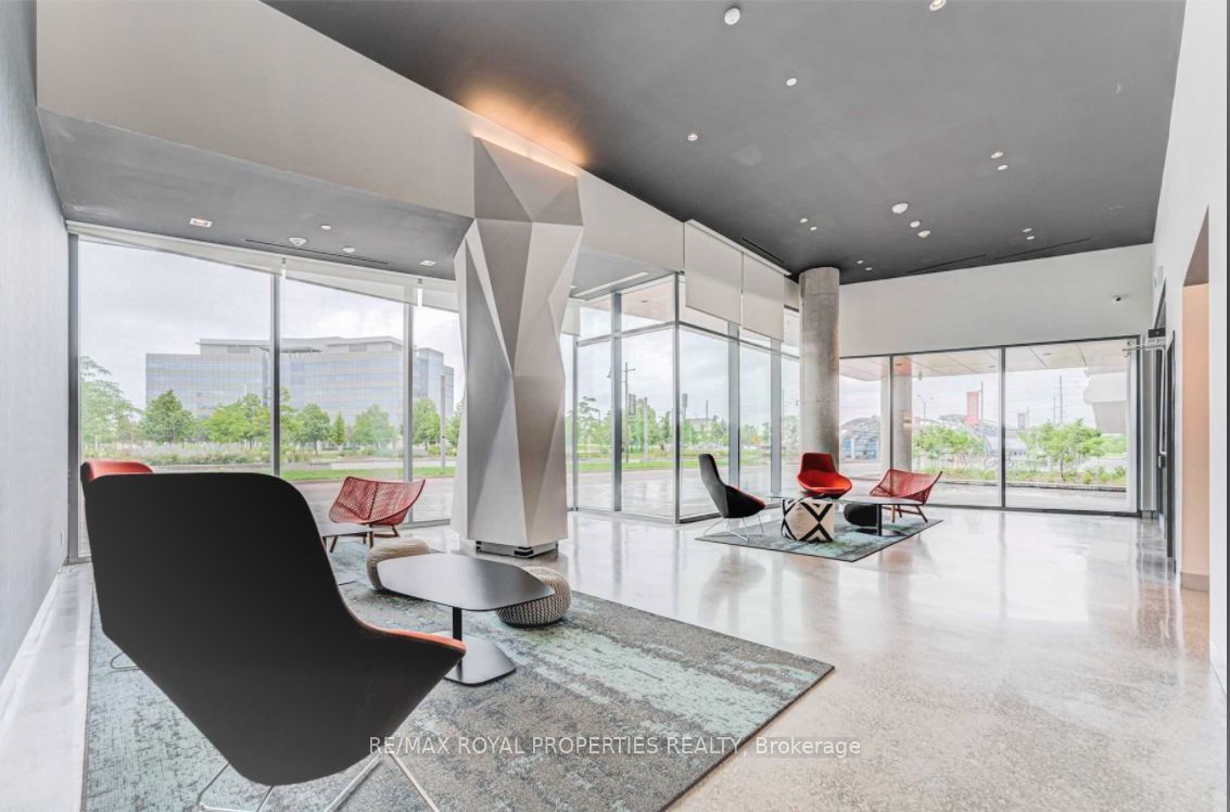 8 Rouge Valley Dr 25 Property Photo 2