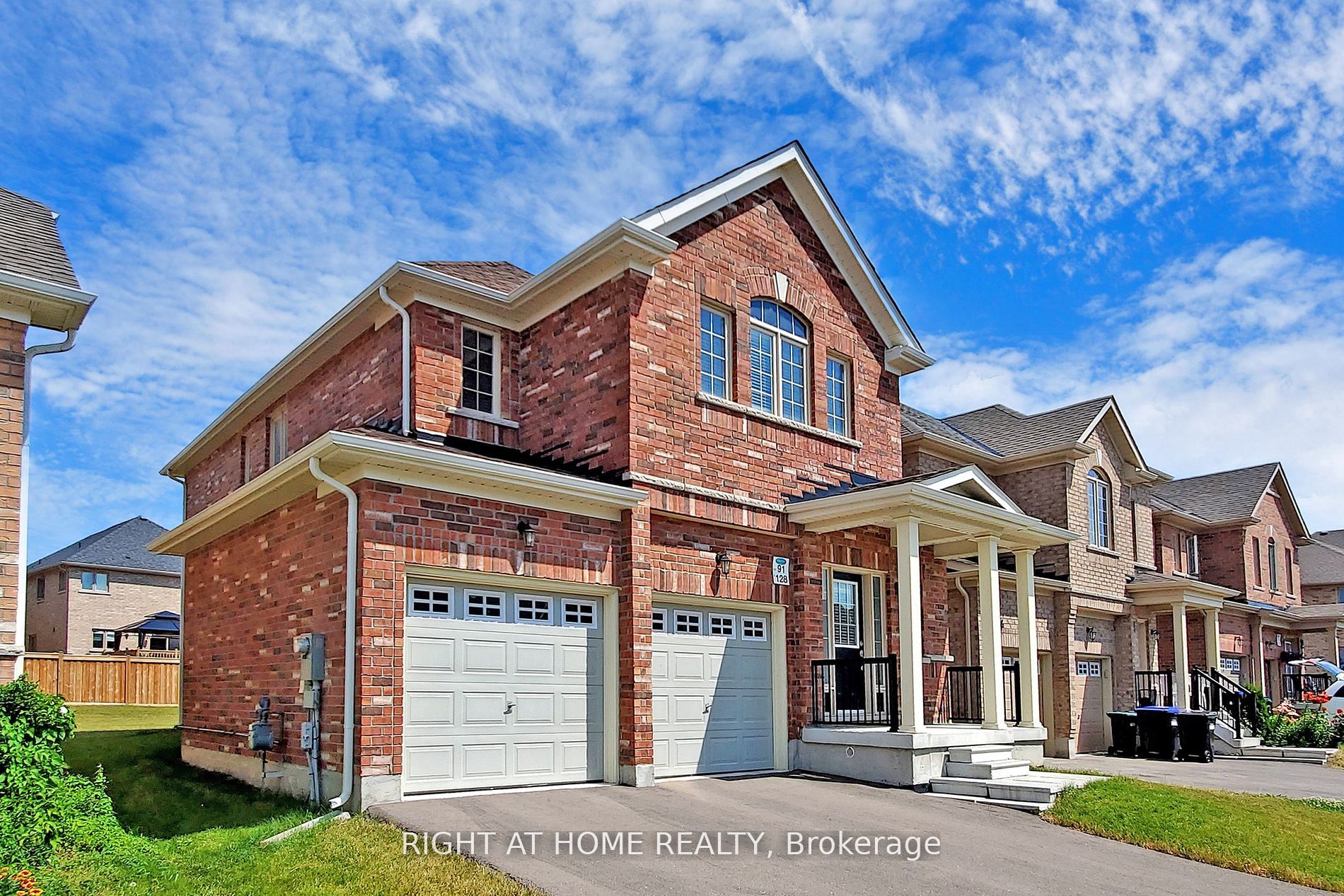 128 Milby Cres Property Photo 2
